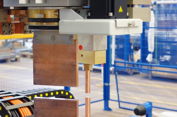 System POSIWELD - eine CNC Schweisszelle für zwei- und dreidimensionale Drahtprodukte im Einzelbetrieb